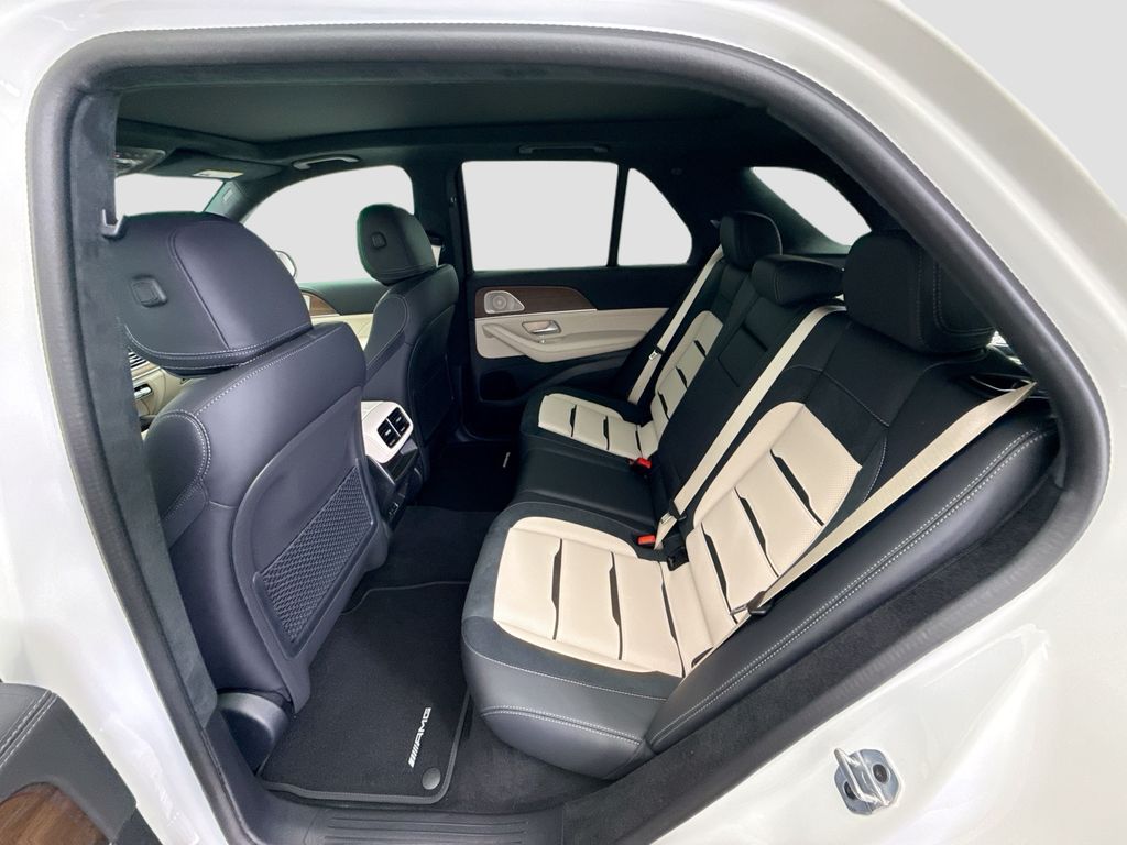 Thumbnail: 2026 Mercedes-Benz GLE - 20