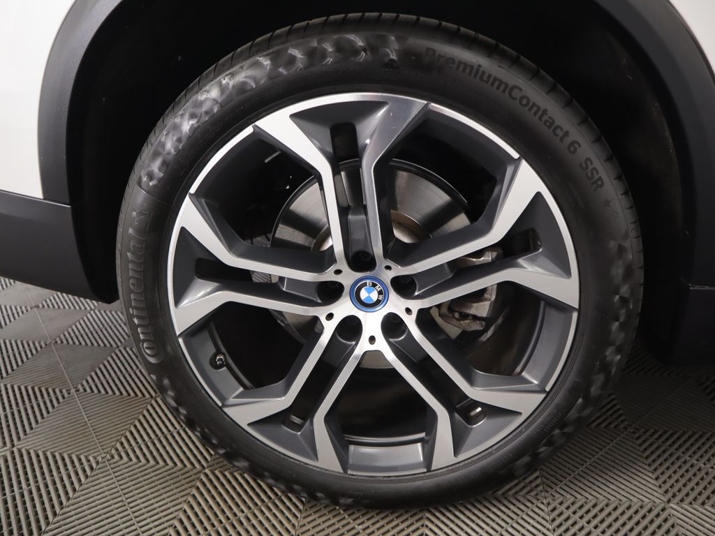 Thumbnail: 2022 BMW X5 - 32