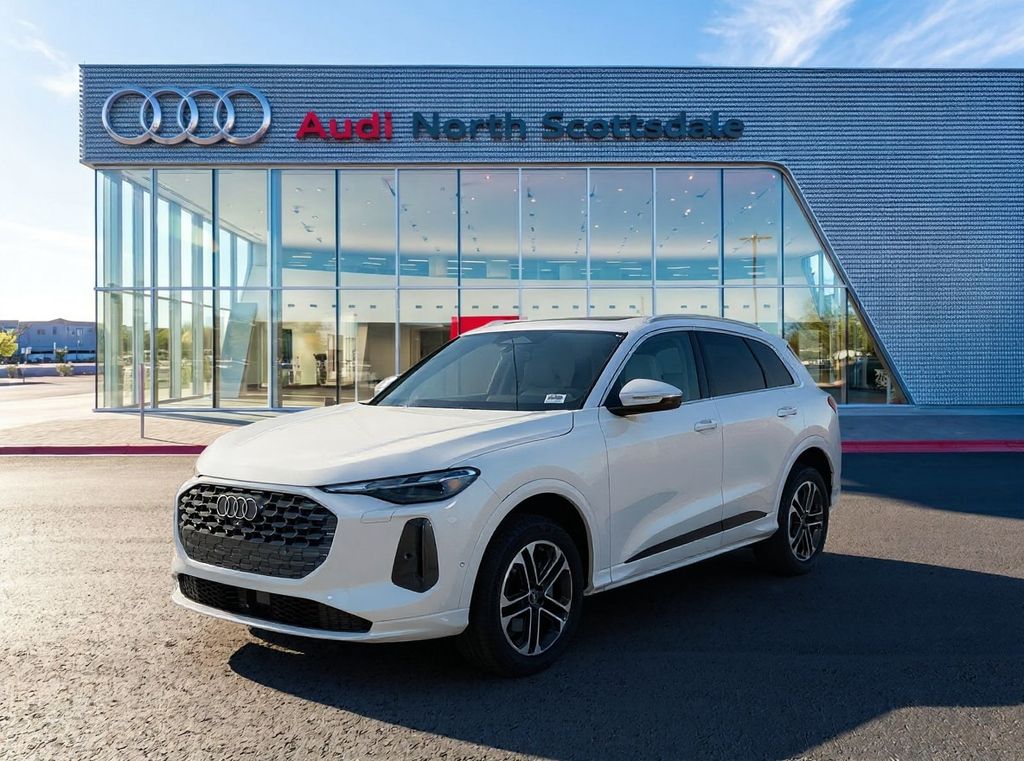Thumbnail: 2026 Audi Q5 - 1
