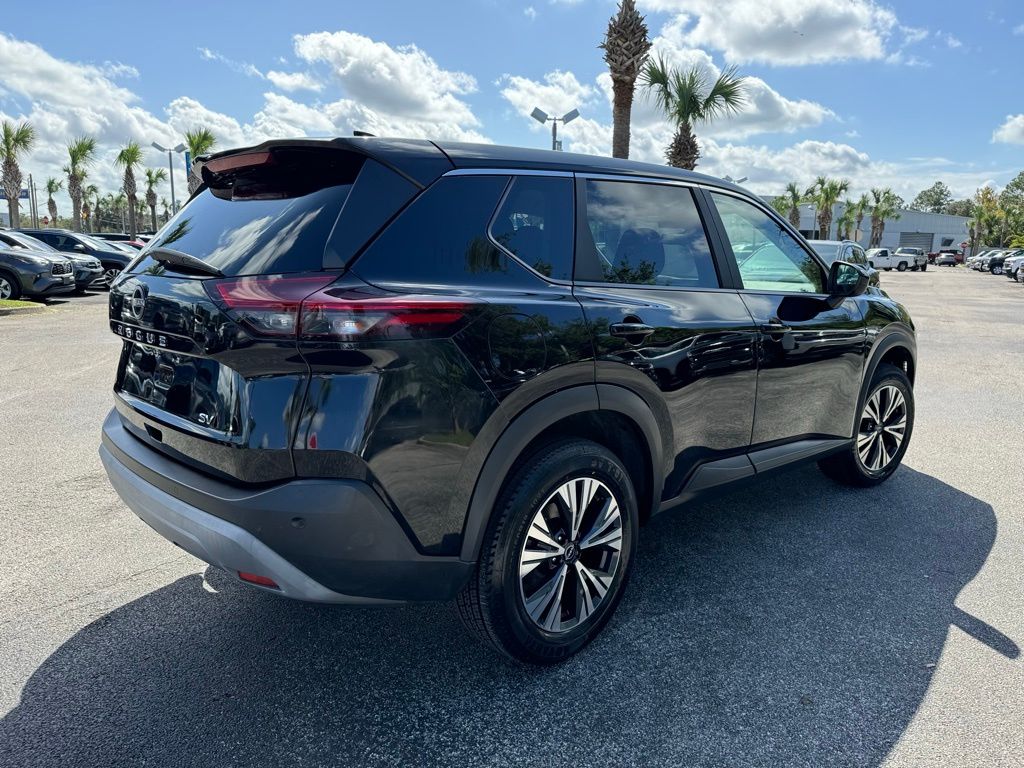 2023 Nissan Rogue SV 8