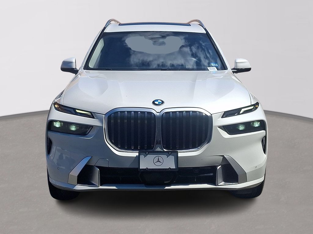 Thumbnail: 2025 BMW X7 - 2