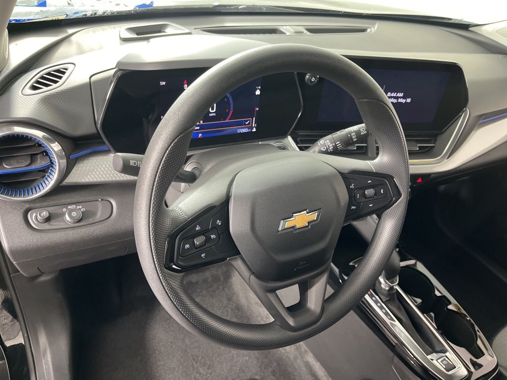 2024 Chevrolet Trax LT 27
