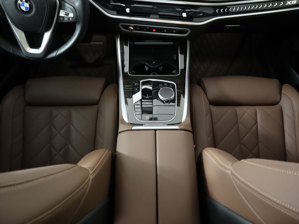 Thumbnail: 2024 BMW X5 - 17