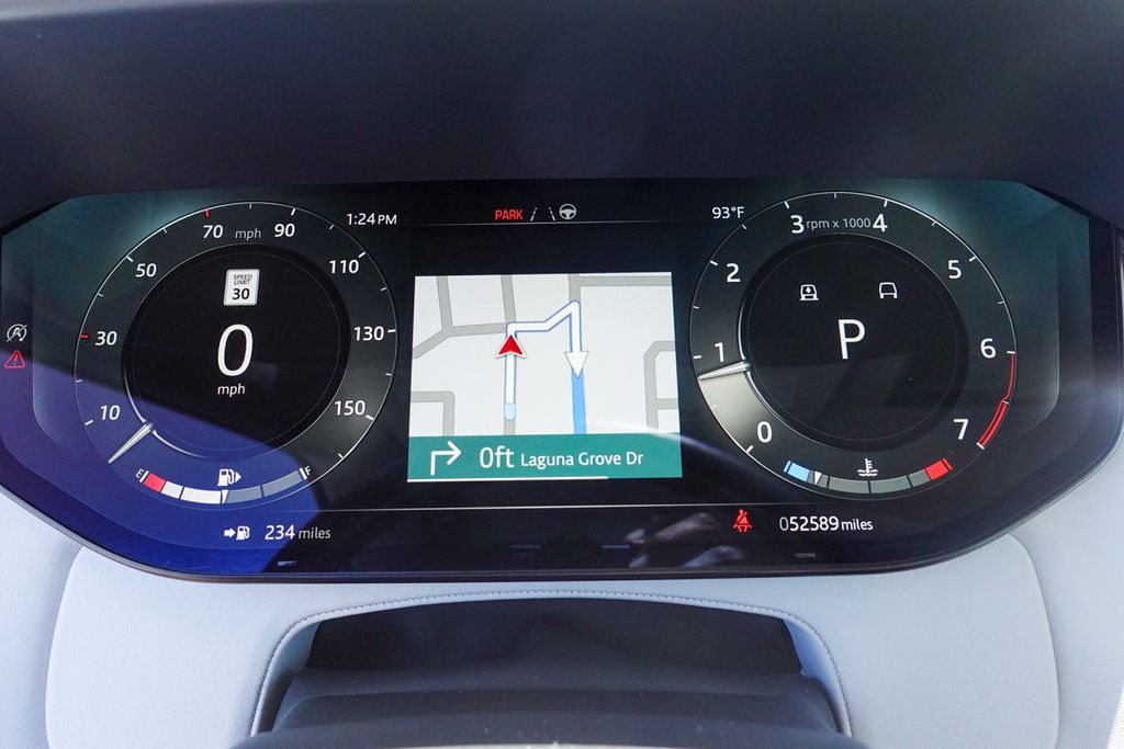 Used 2023 Blue Land Rover SE image 18