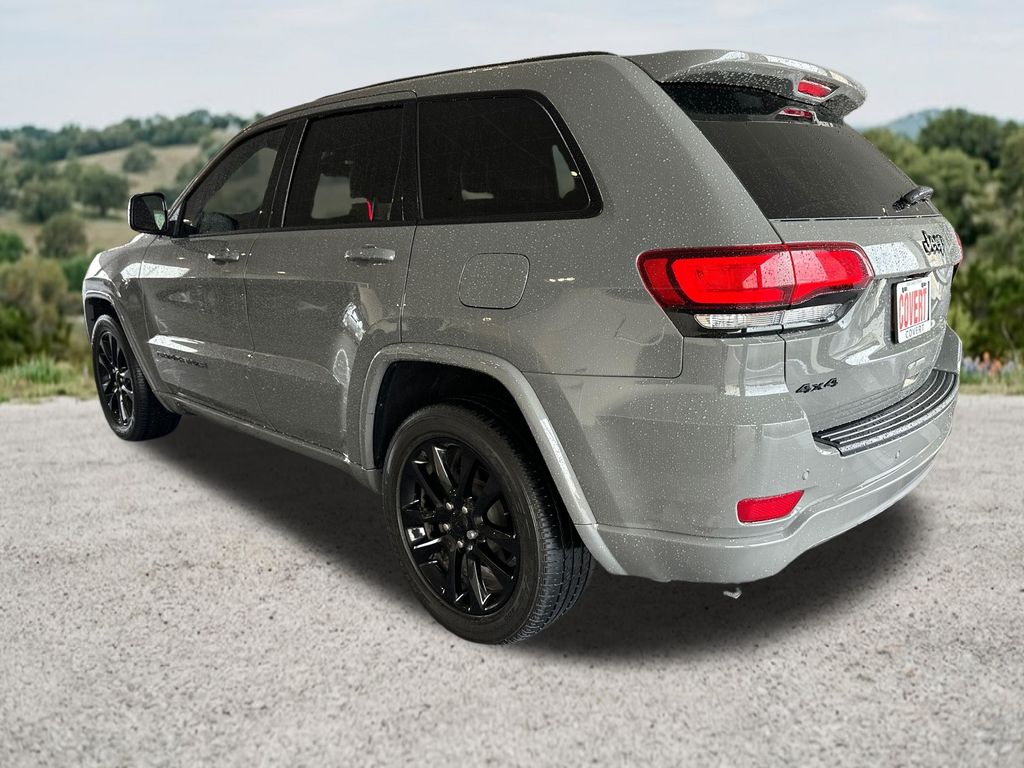 Used Car 2020 Jeep Grand Cherokee  Altitude For Sale Under $25,000 In Austin, Texas