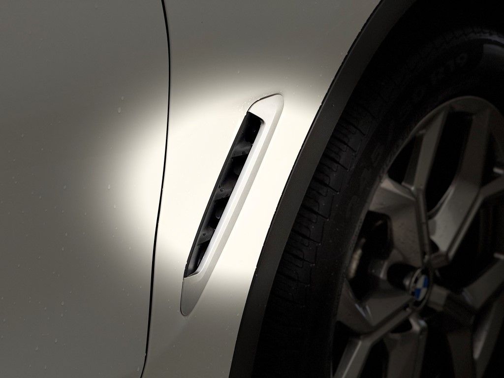 Thumbnail: 2024 BMW X3 - 14