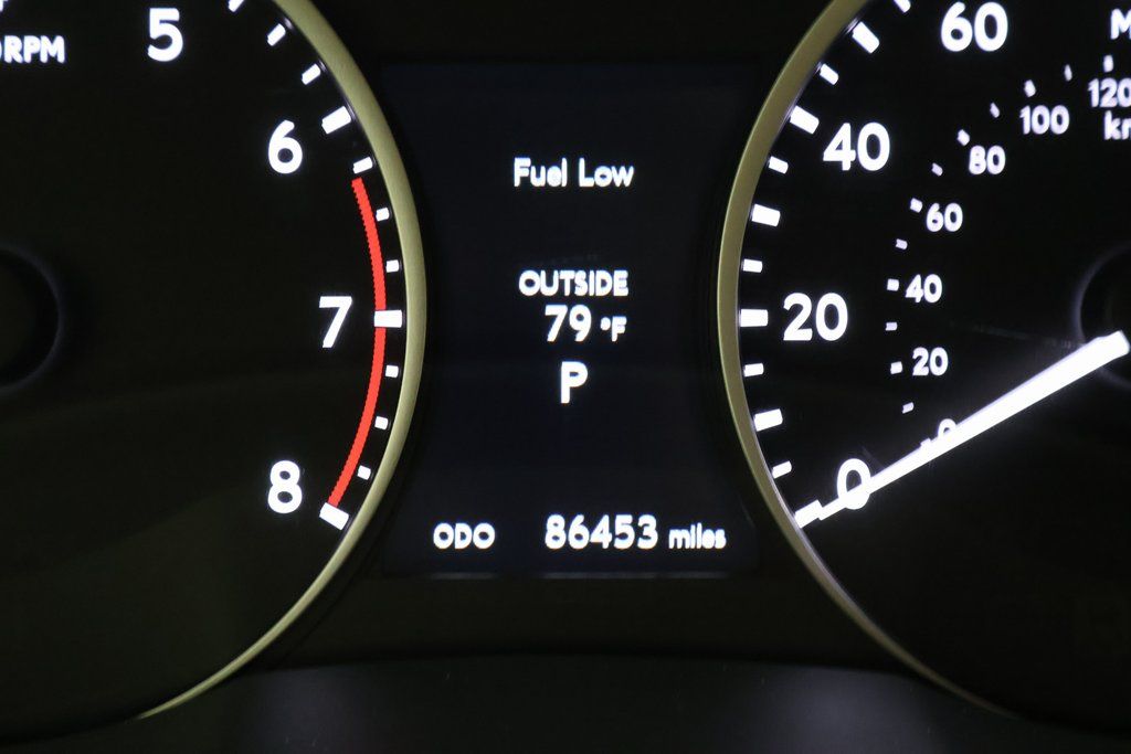 Thumbnail: 2014 Lexus ES - 17