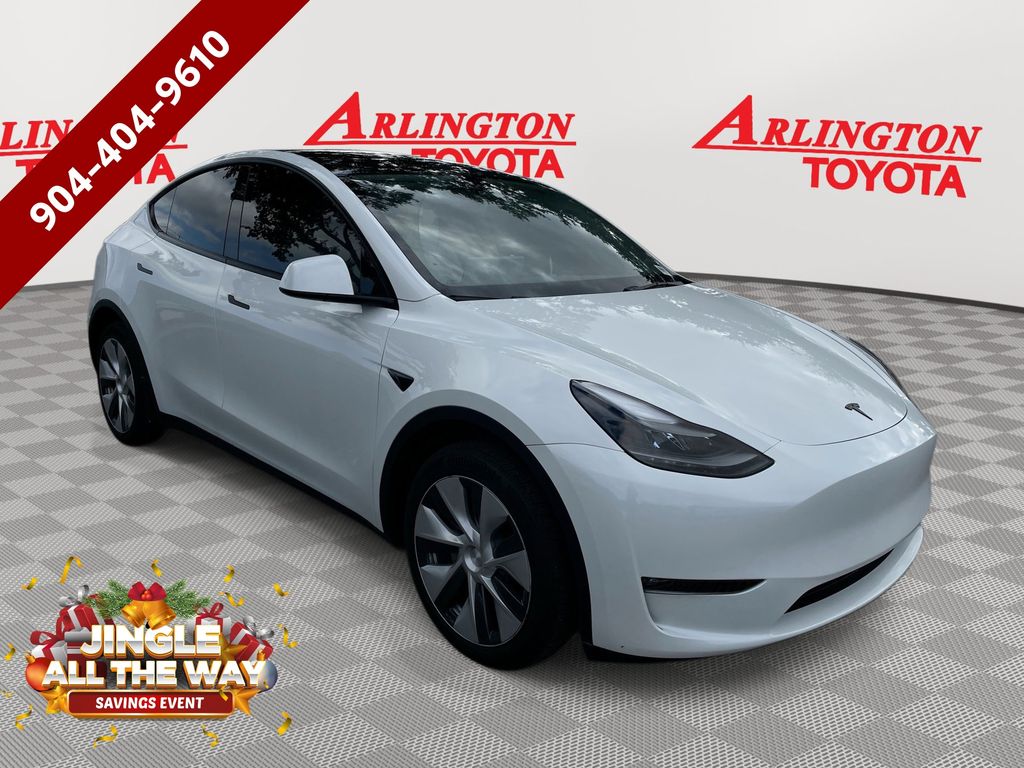 2023 Tesla Model Y Long Range's photo