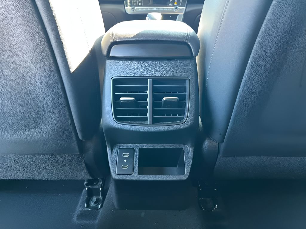 Used 2025 Kia Seltos SUV
