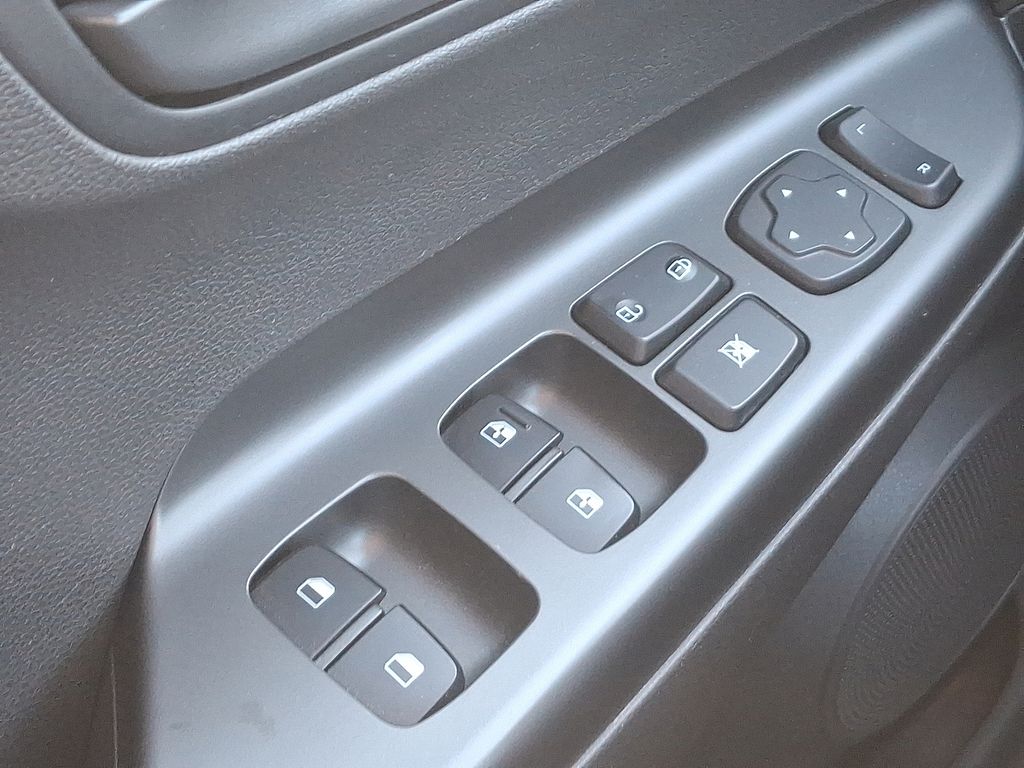 Thumbnail: 2023 Hyundai Kona - 27