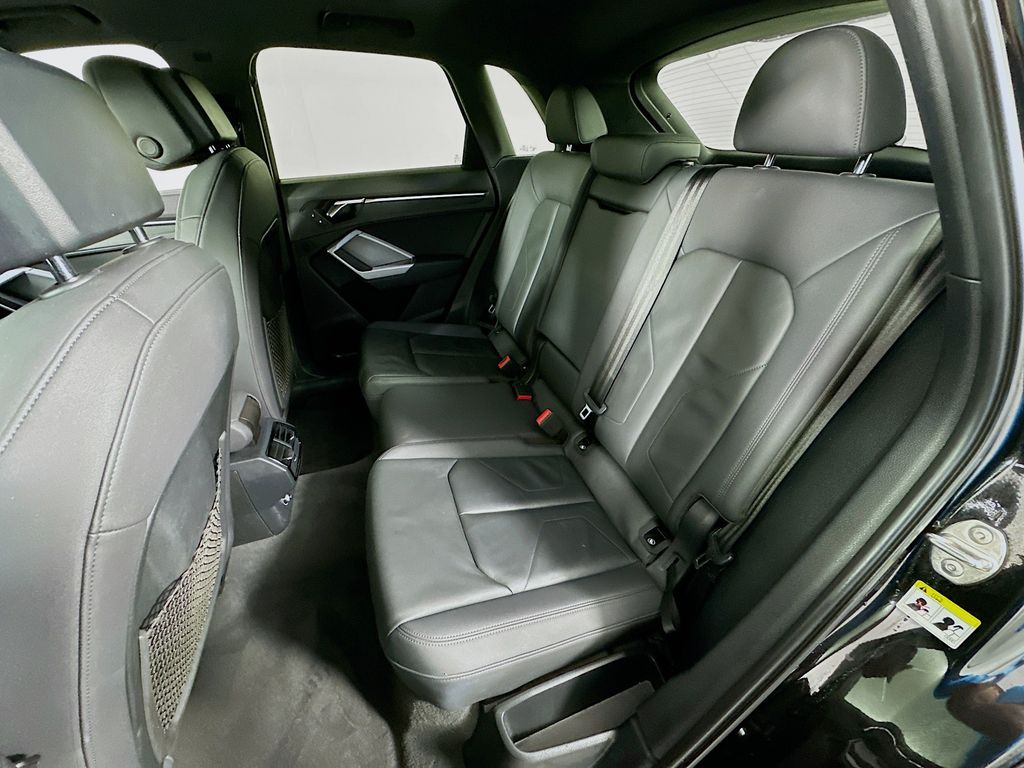 Thumbnail: 2019 Audi Q3 - 24