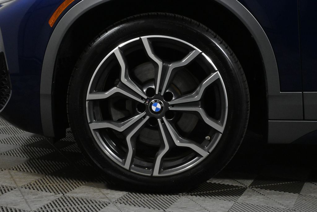 2020 BMW X2 xDrive28i 12