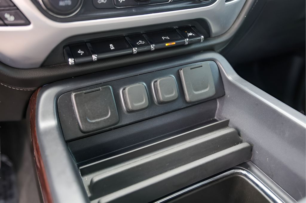 Used Car 2018 Gmc Sierra 1500  Slt For Sale Under $30,000 In Austin, Texas