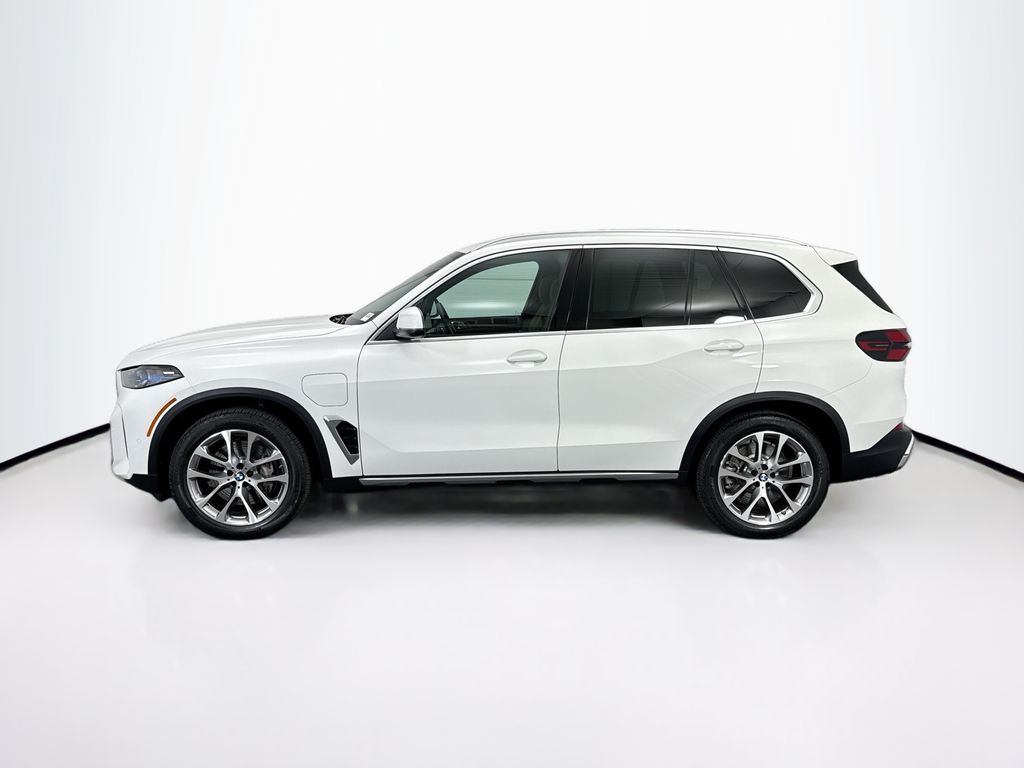 Thumbnail: 2026 BMW X5 - 8