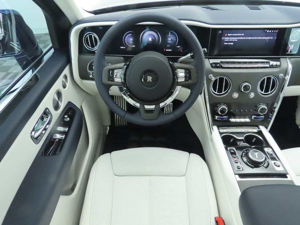 Thumbnail: 2026 Rolls-Royce Cullinan - 11