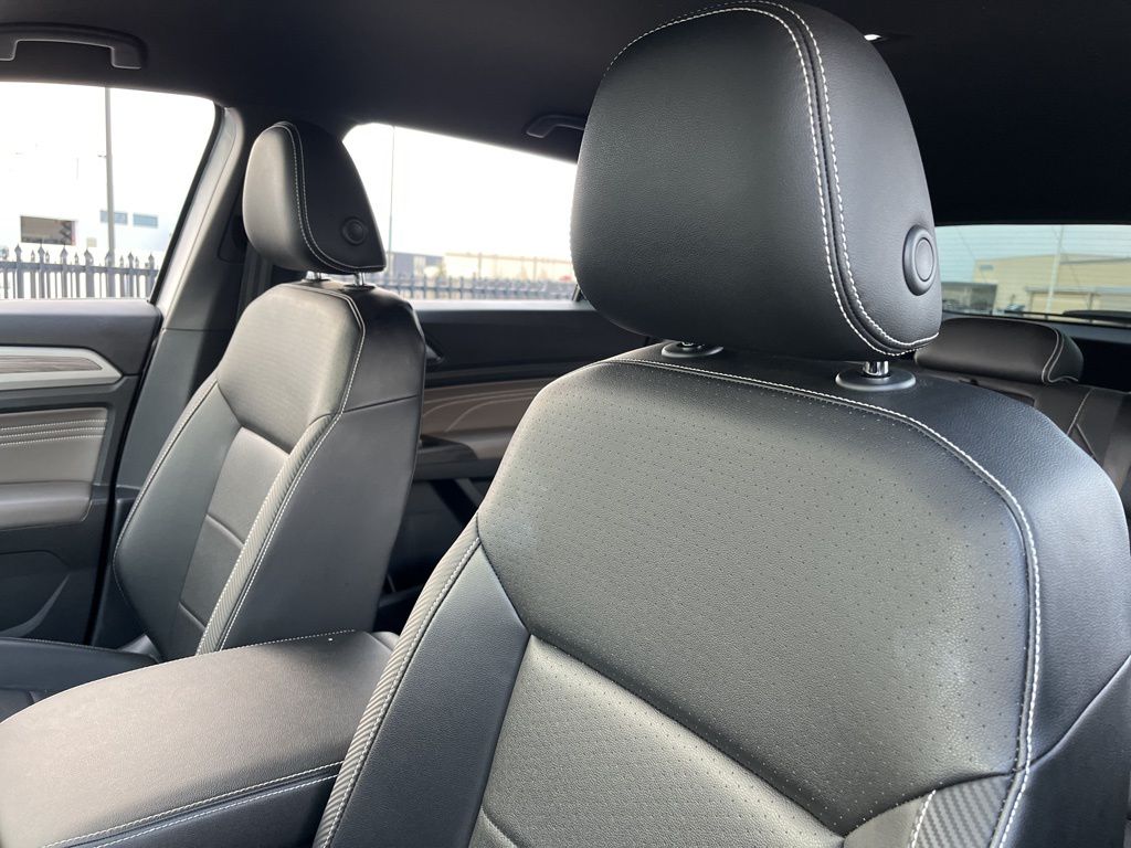 Thumbnail: 2022 Volkswagen Atlas - 25