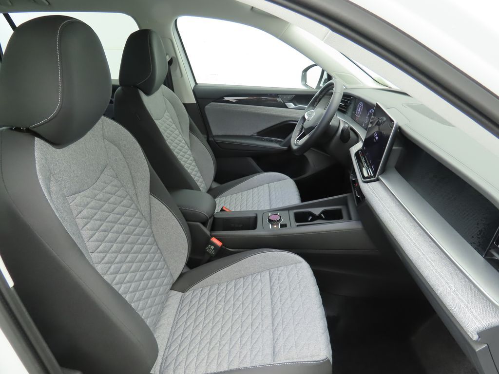 Thumbnail: 2026 Volkswagen Tiguan - 20