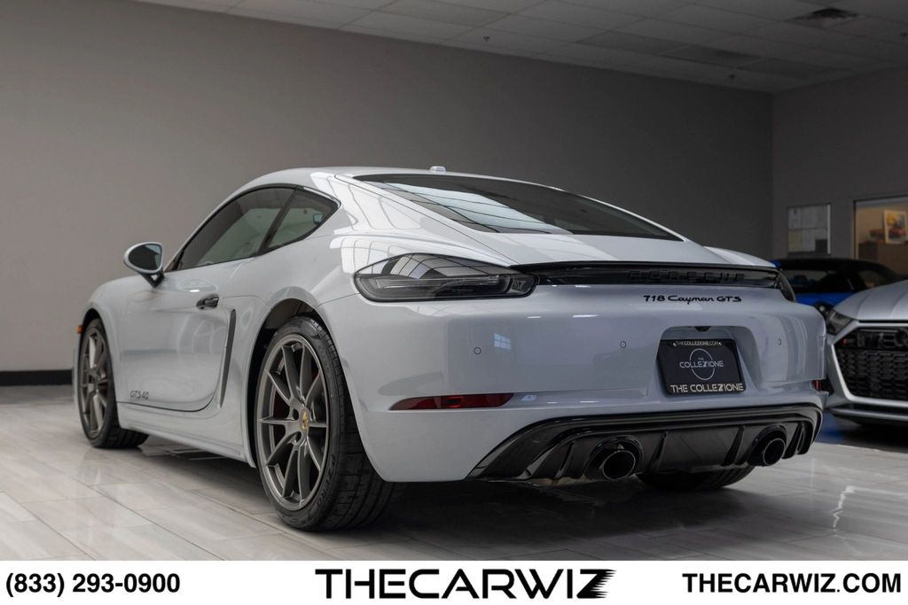 2023 Porsche 718 Cayman