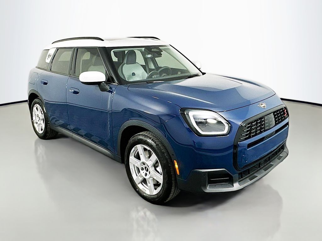 2025 MINI Cooper Countryman Base 3