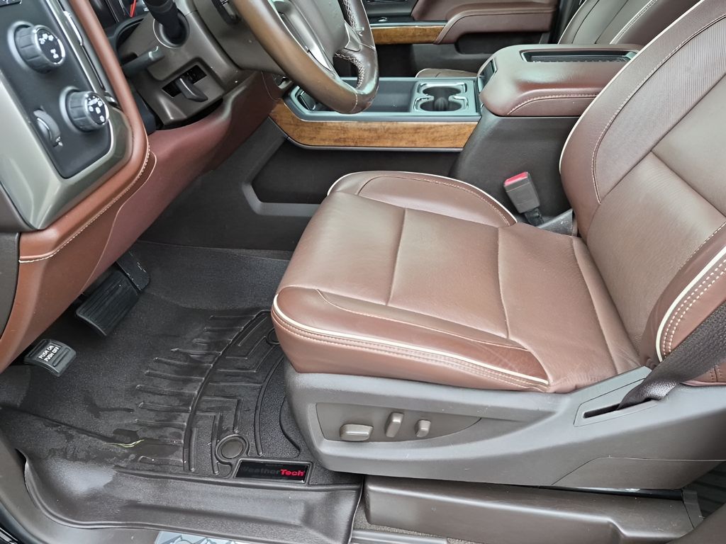 Used Car 2019 Chevrolet Silverado 2500hd  High Country For Sale Under $50,000 In Austin, Texas