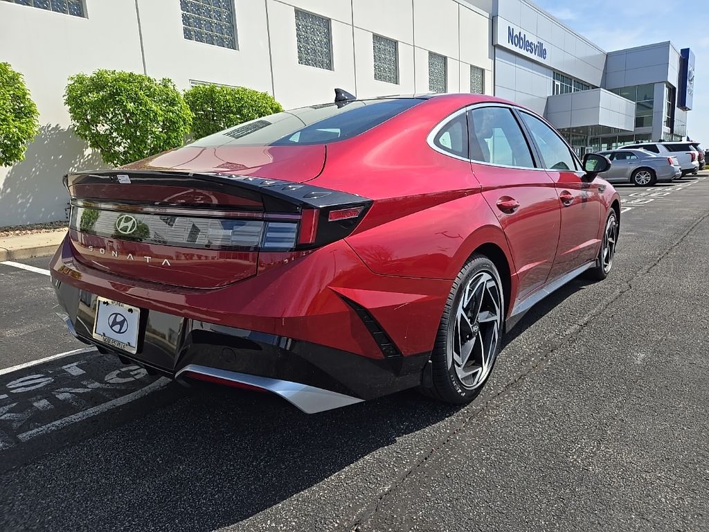 2025 Hyundai Sonata SEL 4
