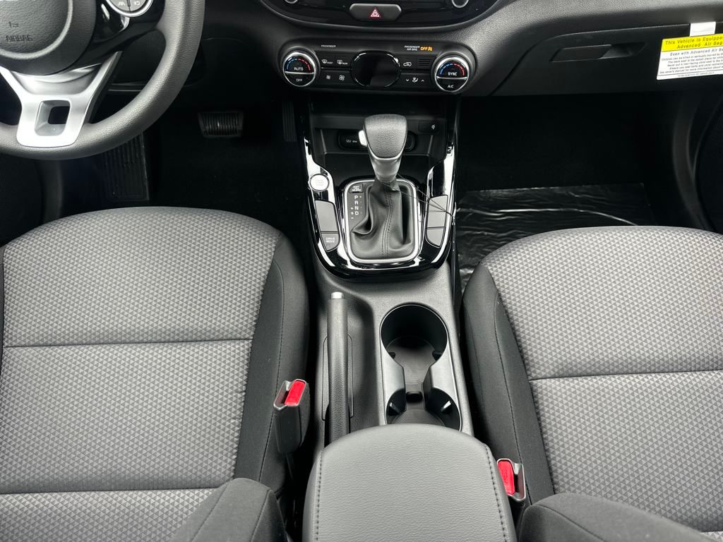 2025 Kia Soul S photo
