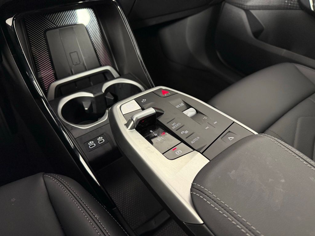 2025 BMW X1 xDrive28i 15