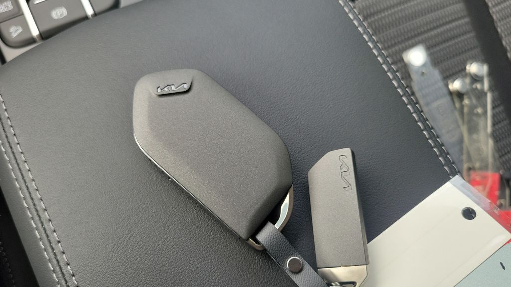 New 2026 White Kia LX image 23