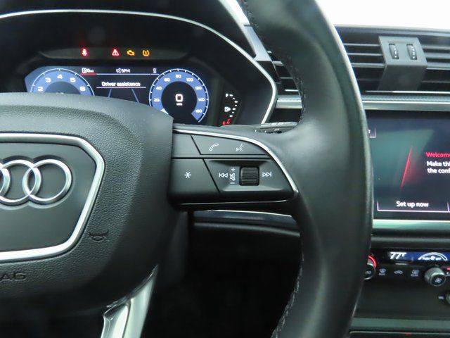 Thumbnail: 2022 Audi Q3 - 12