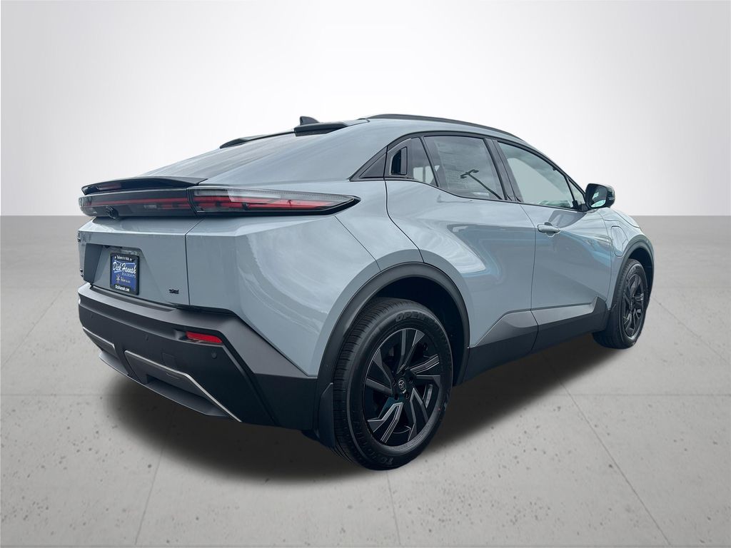 2026 Toyota C-HR SE