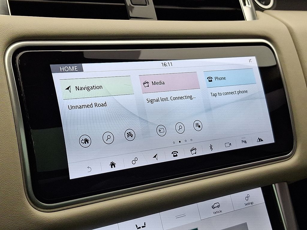 Thumbnail: 2022 Land Rover Range Rover Sport - 25