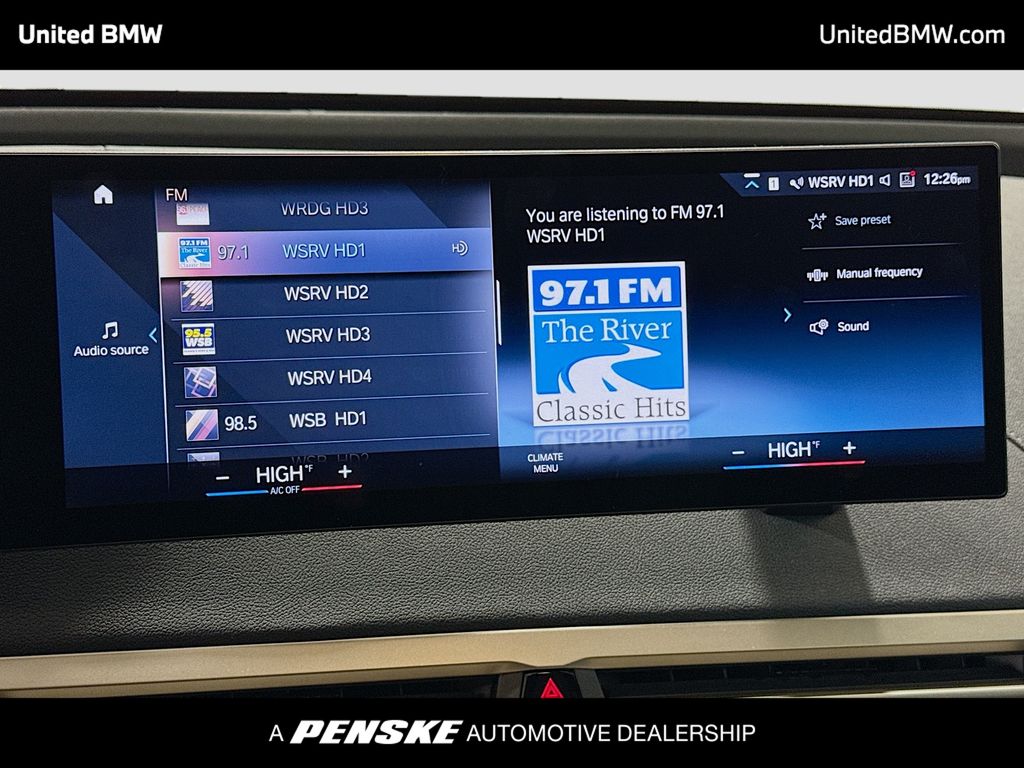 Thumbnail: 2023 BMW iX - 8