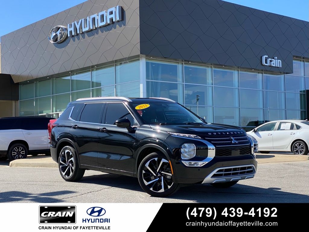 2023 Mitsubishi Outlander SEL FWD