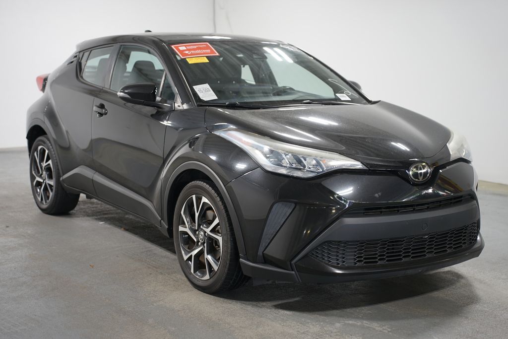 2021 Toyota C-HR LE 3