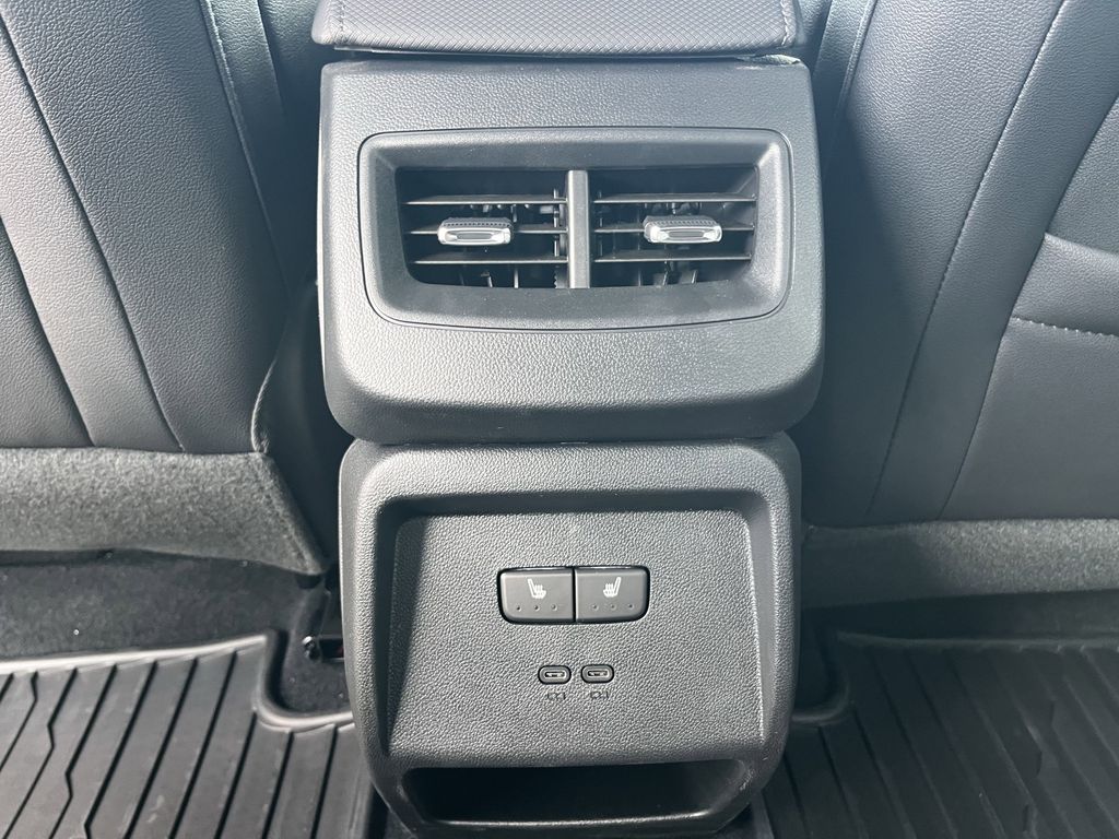 new 2025 Chevrolet Equinox EV car, priced at $42,195