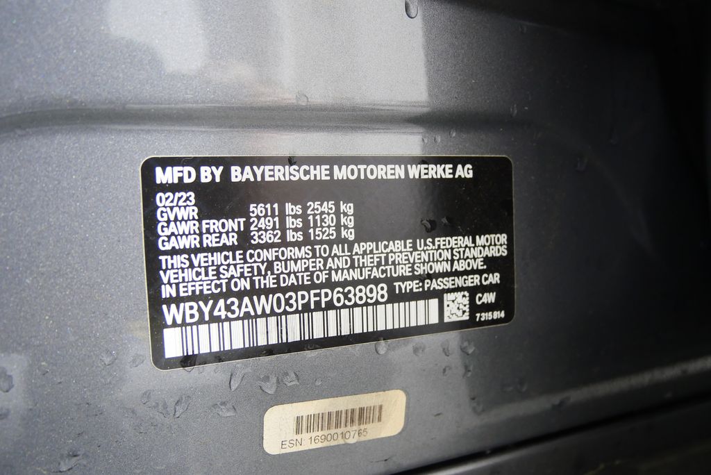 Thumbnail: 2023 BMW i4 - 30