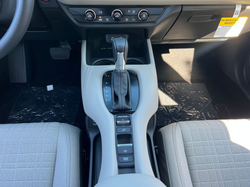 Thumbnail: 2027 Honda HR-V - 16