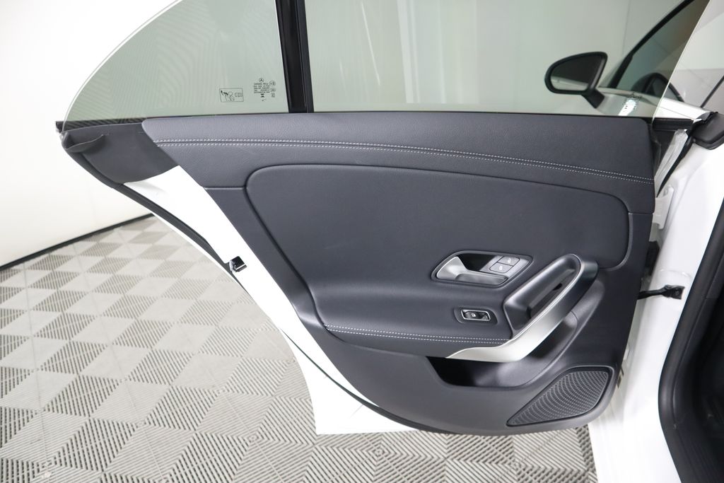 2025 Mercedes-Benz CLA 250 26