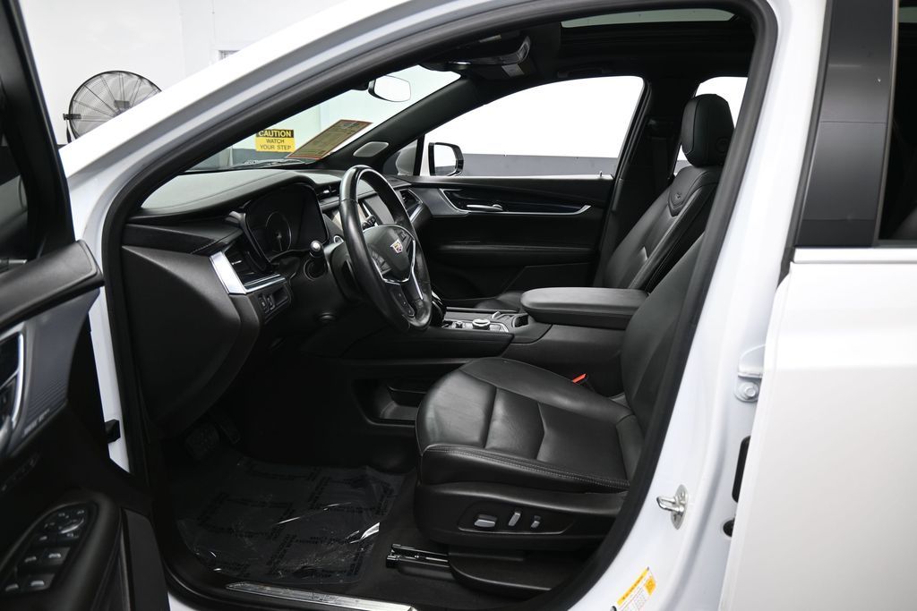 Used 2024 Crystal White Tricoat Cadillac Premium Luxury image 10
