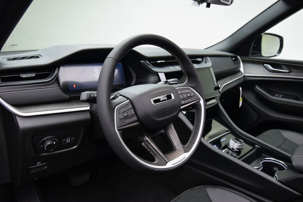 new 2026 Jeep Grand Cherokee L car, priced at $49,926