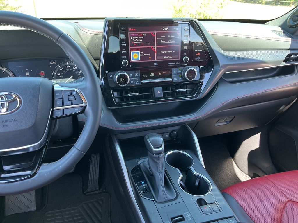 2021 Toyota Highlander XSE 18