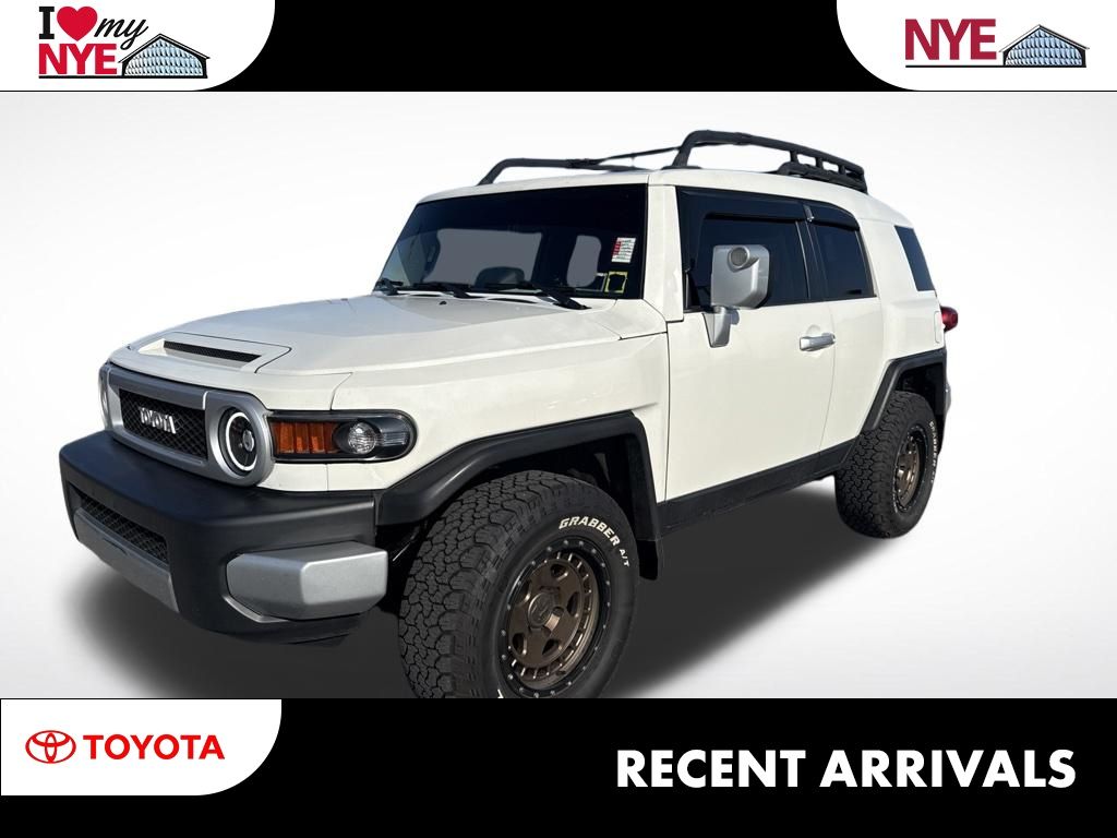 Iceberg 2014 Toyota FJ Cruiser SUV / Crossover Four-Wheel Drive 5-Speed Automatic