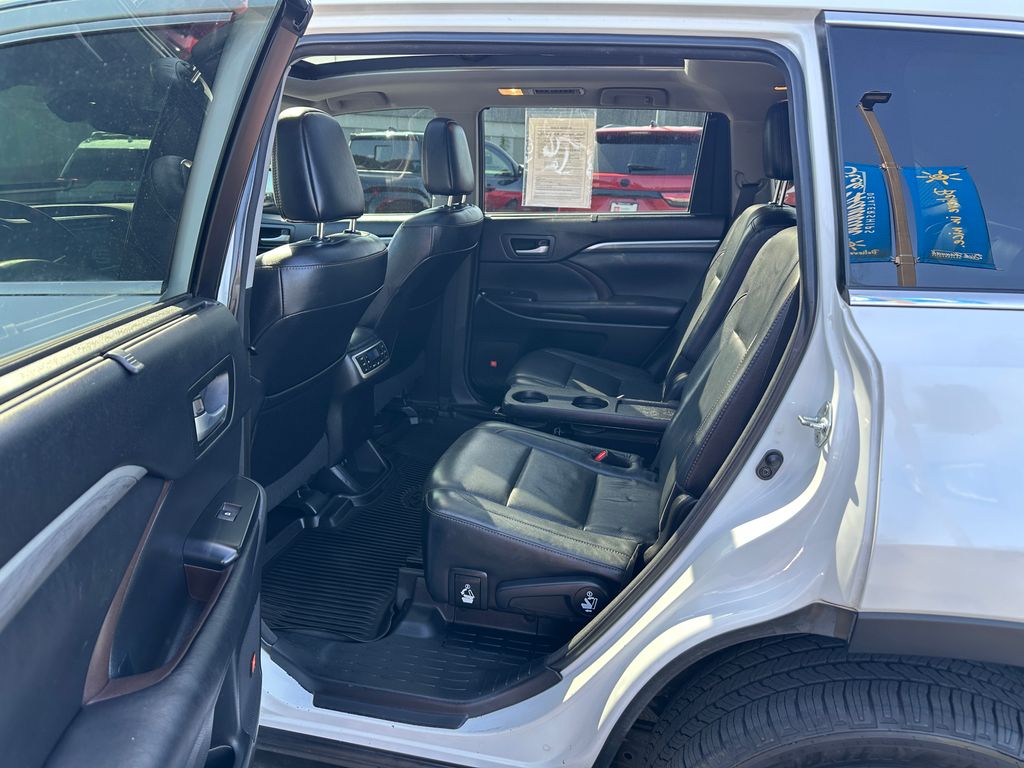 2017 Toyota Highlander Hybrid Limited Platinum