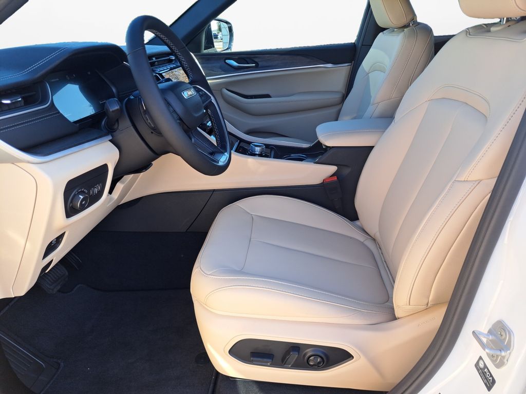 New Car 2025 Jeep Grand Cherokee  Limited For Sale Under $50,000 In Austin, Texas