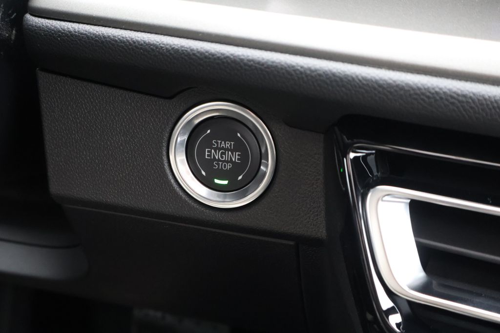 Thumbnail: 2026 Chevrolet Traverse - 32