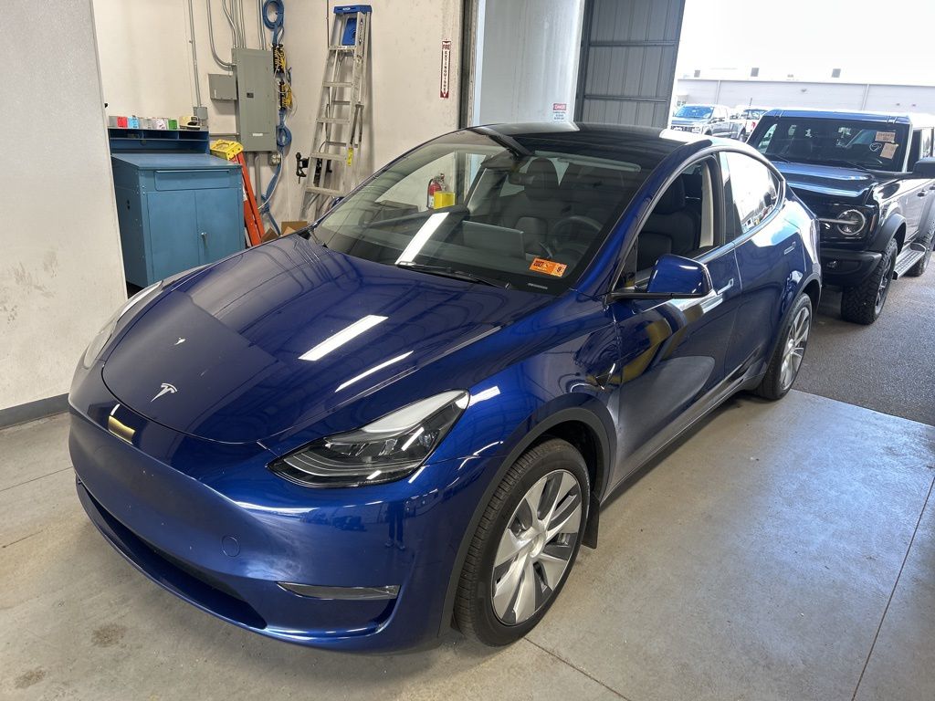 Deep Blue Metallic 2024 Tesla Model Y Long Range AWD SUV / Crossover All-Wheel Drive 1-Speed Automatic