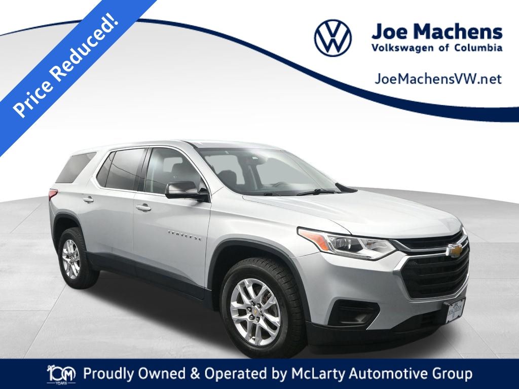 Silver Ice Metallic 2020 Chevrolet Traverse SUV / Crossover Four-Wheel Drive 9-Speed Automatic
