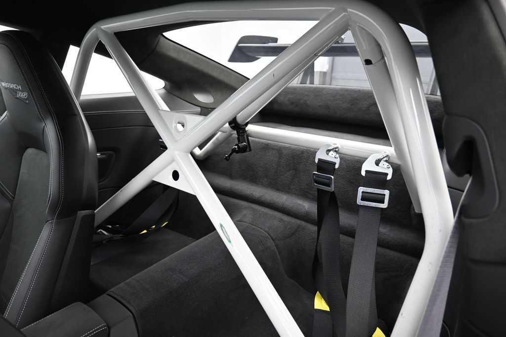 Used 2024  Porsche  image 25