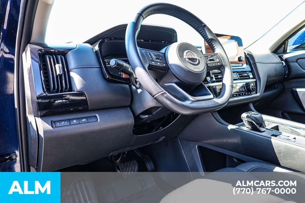 Used 2025 Blue Nissan SV image 29
