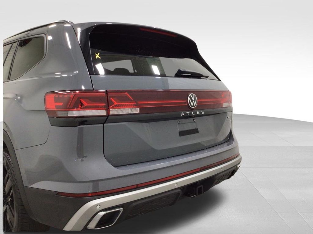 Used 2024 Volkswagen Atlas SUV